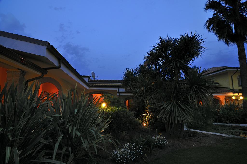 La Locanda Del Cavaliere Borgo Montello Kültér fotó