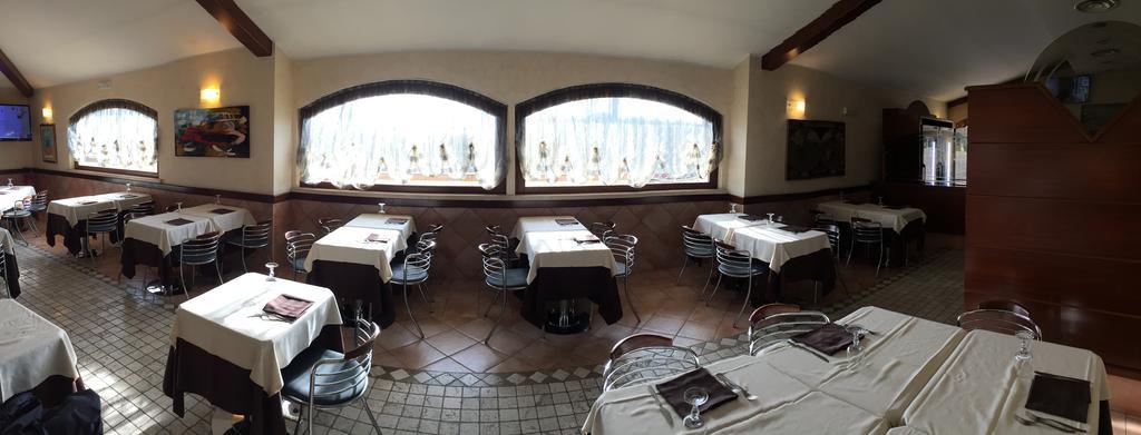 La Locanda Del Cavaliere Borgo Montello Kültér fotó