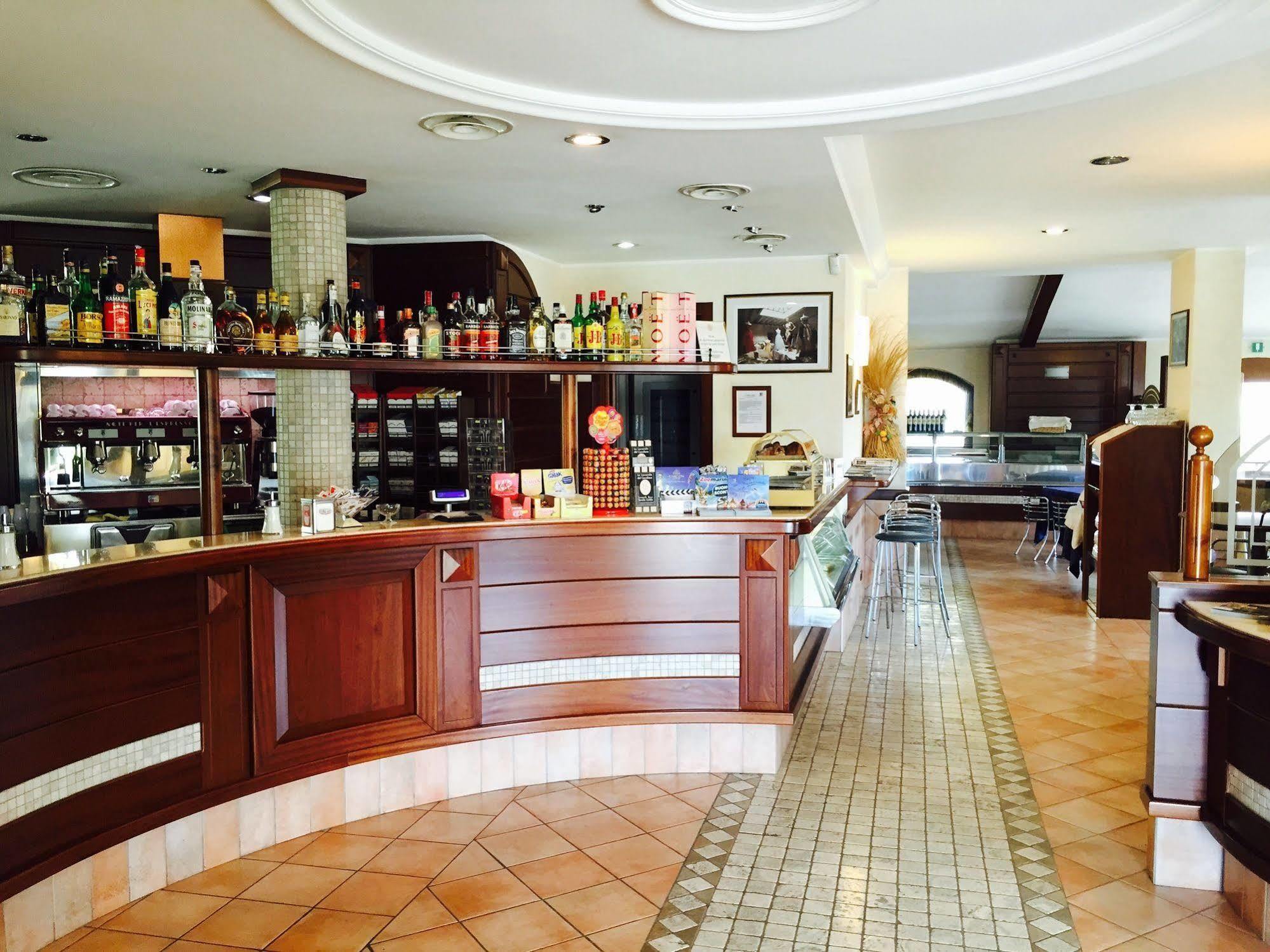 La Locanda Del Cavaliere Borgo Montello Kültér fotó