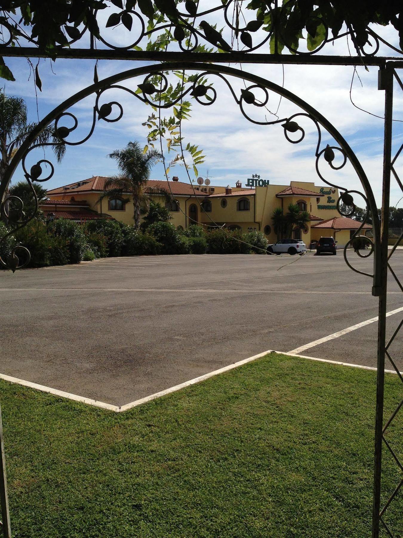 La Locanda Del Cavaliere Borgo Montello Kültér fotó